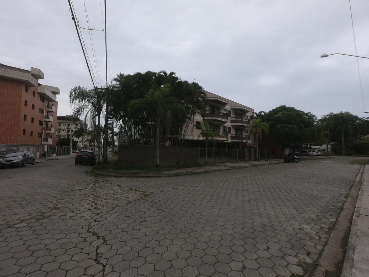 Excelente Localizacao, 400 Metros Da Praia Ar Condicionado E Wi-Fi Daire Ubatuba Dış mekan fotoğraf